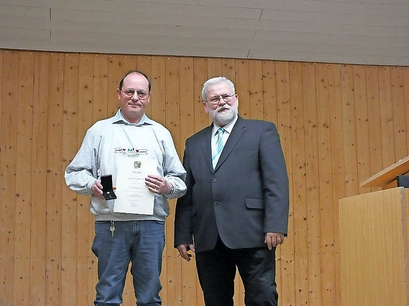 Markus Winkler mit Bürgermeister Karls Hörmann